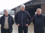zľava: Igor Nemčok - predseda predstavenstva Zväzu chovateľov oviec a kôz na Slovensku, Milan Halmeš - predseda PD Žemberovce, Milan Semančík - predseda SPPK 