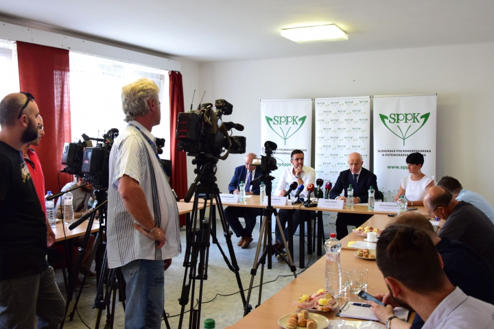 AMO – zrkadlo poľnohospodárstva