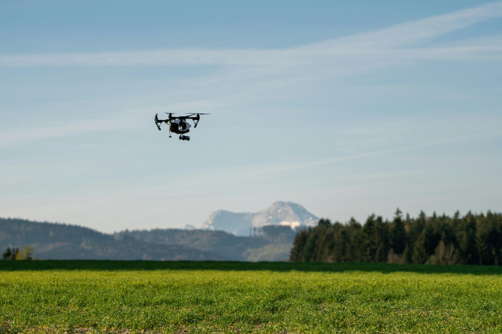 Aplikácia prípravkov na ochranu rastlín pomocou dronov