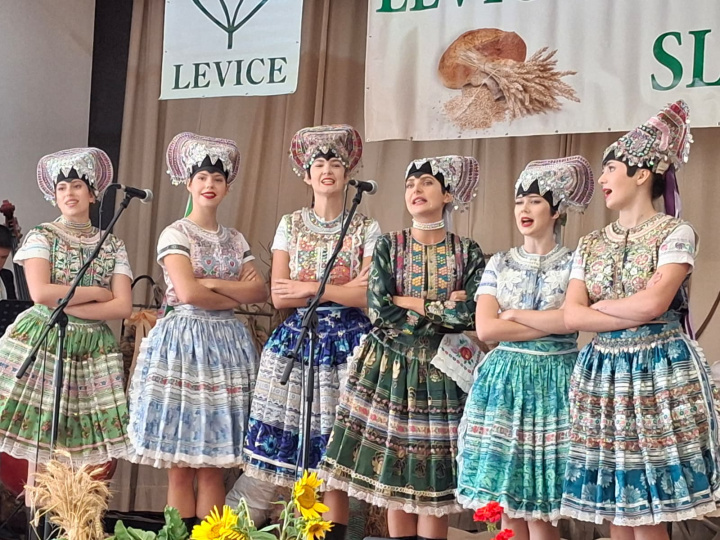 Levické dožinky ako dôkaz zachovávania tradícií